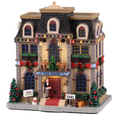 Lemax 15737 Christmas at the Savoy, 4.5 V Figurine